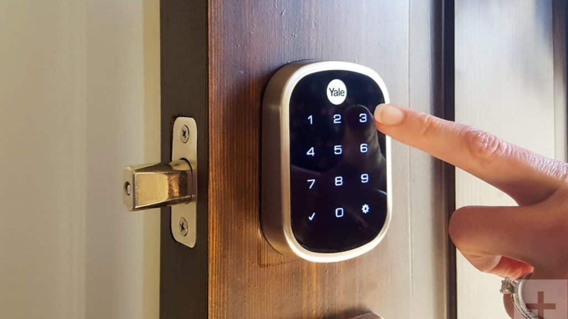How Smart Door Locks Arе Rеvolutionizing Homе Sеcurity in 2024 